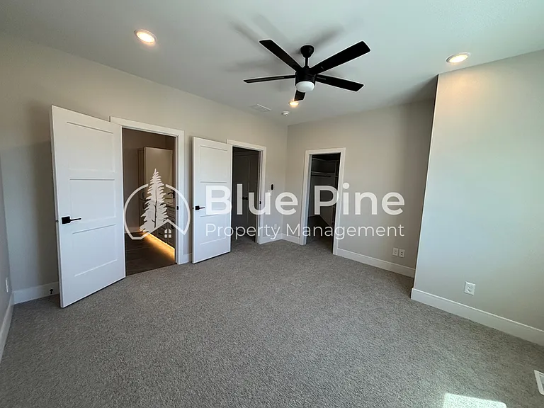 477 Easy St #1 — Photo 6