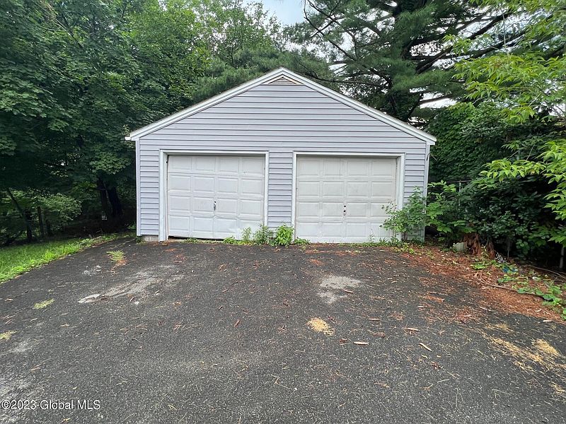 3rd image of 2324 17th Street