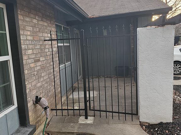 2nd image of 6150 E Valley Forge Ave