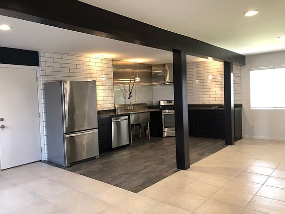 5th image of 3020 Meadow Grove Dr #B