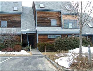 5th image of 146 W Grand Ave APT 44