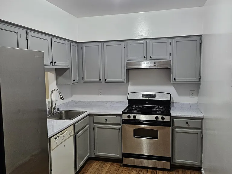 9034 Pickwick Village Ter — Photo 9