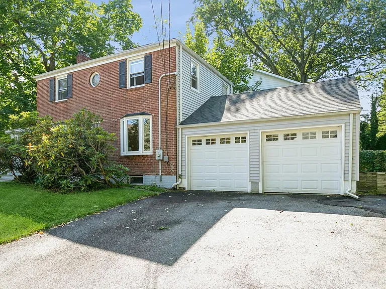 26 Pleasant Ave — Photo 25