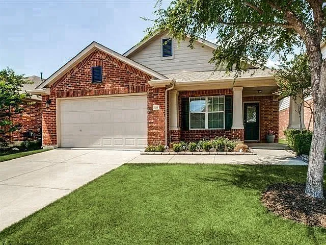 408 Meandering Trl — Photo 1