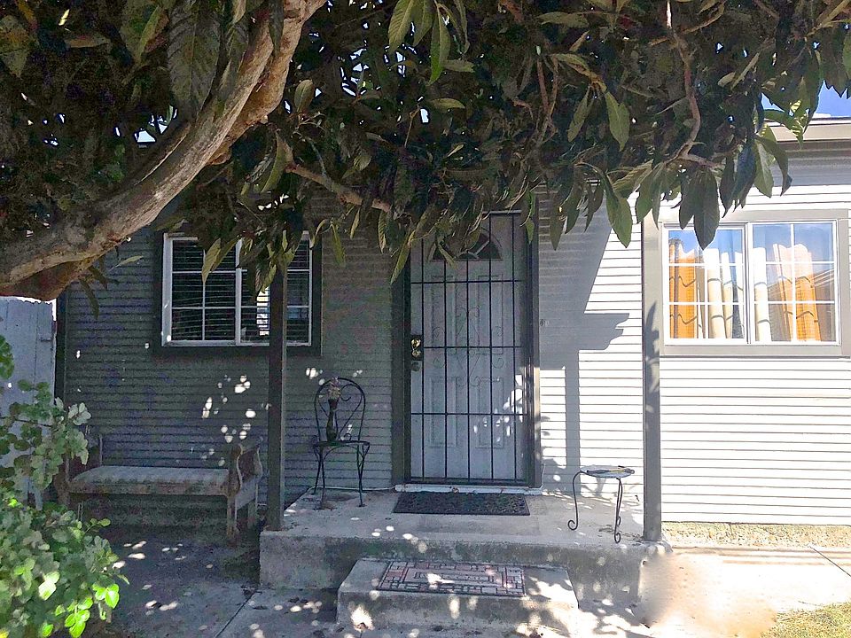 1st image of 670 N Olive St