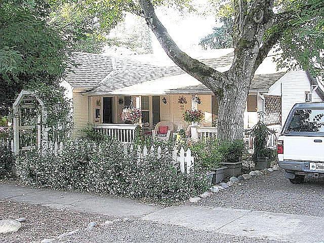 Life in the Walking District