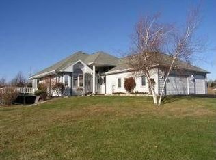 N6045 Jessie Ct, Green Lake, WI 54941