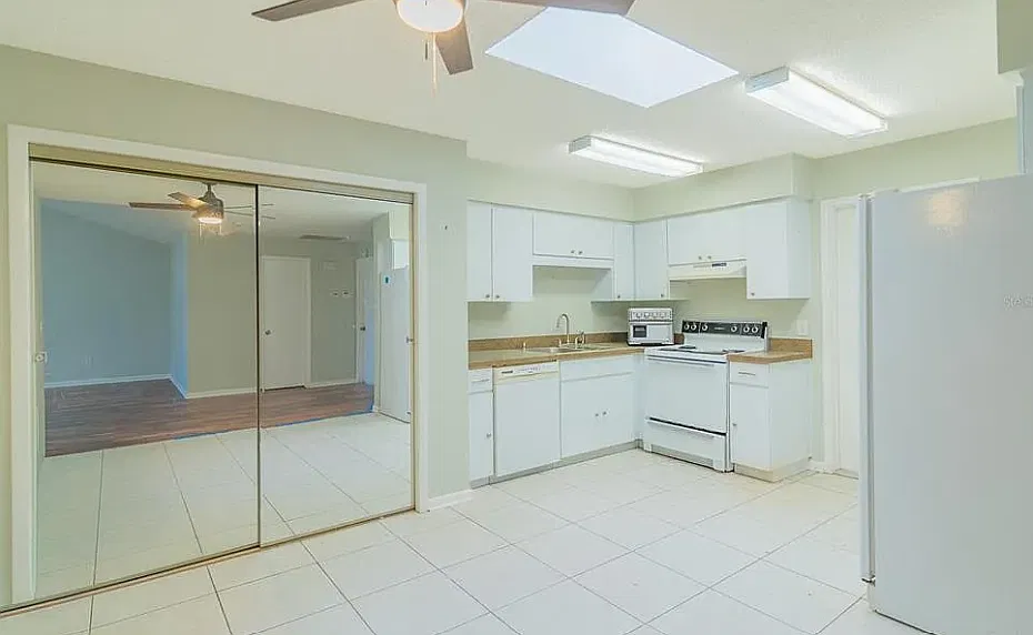 24 Buck Cir — Photo 3