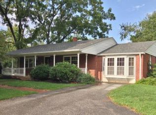 102 Edmonds Rd, Ennice, NC 28623