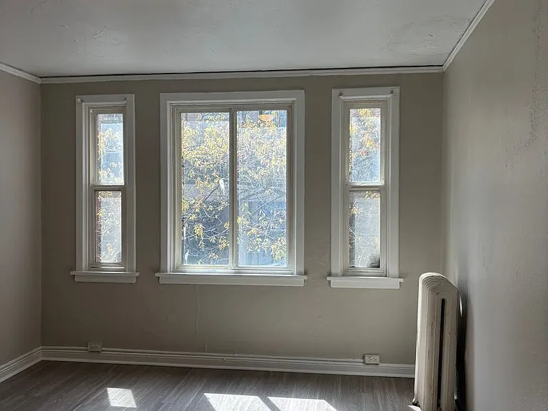 Charlesgate Apartments - Vintage Studios — Photo 36