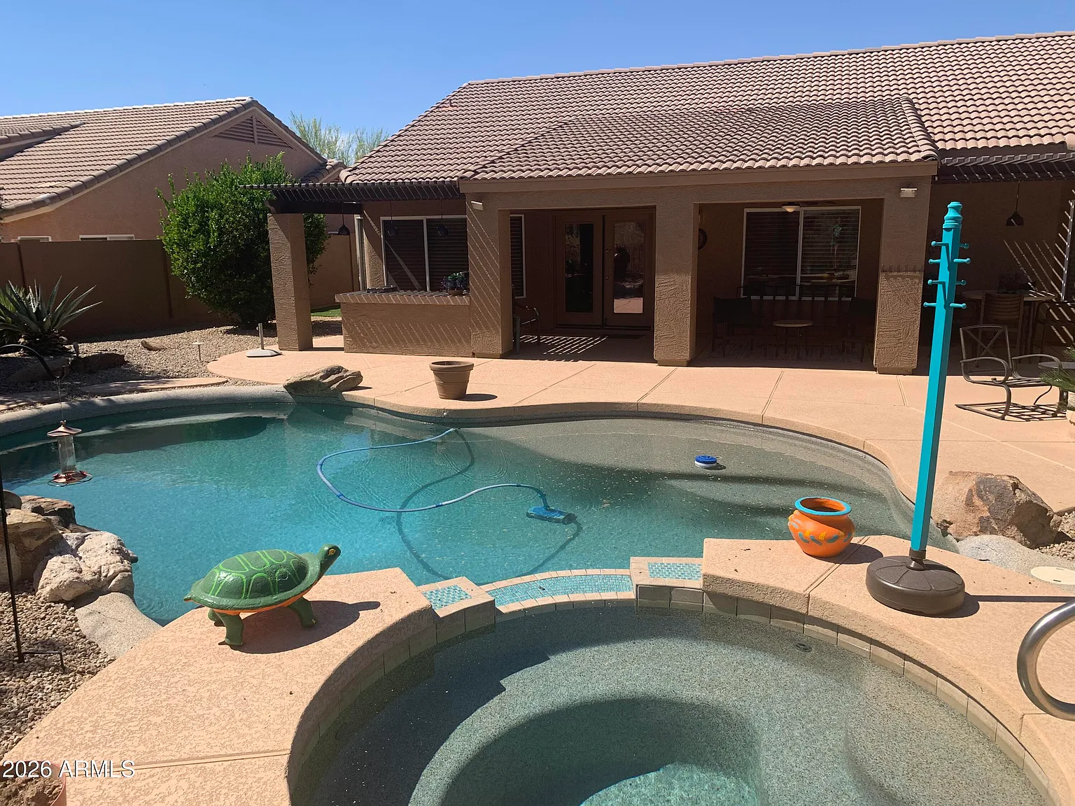 3 bed, 2814 sqft, $6,900 — Photo 3