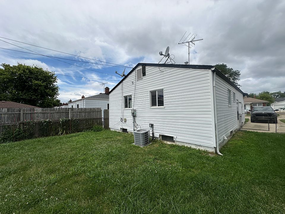 1st image of 7044 Paige Ave