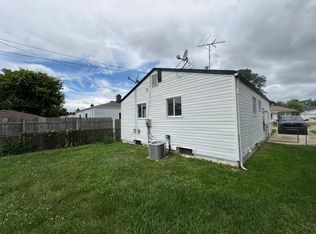 7044 Paige Ave, Warren, MI 48091