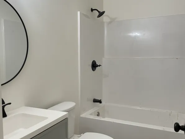 203 Lake St, Paris, TN 38242