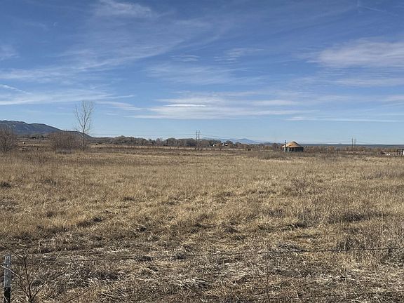 3rd image of Callejon Rd