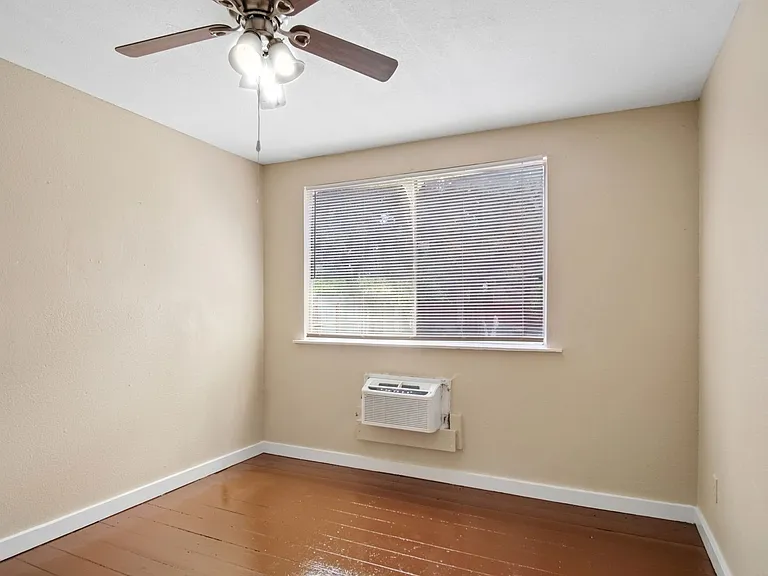 521 S Polaris St — Photo 5