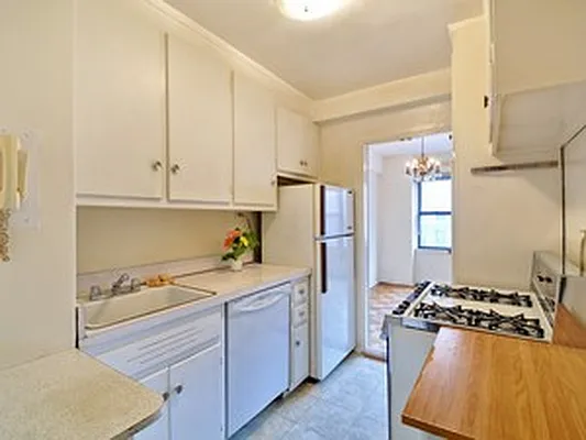 Sold by Corcoran | media 17