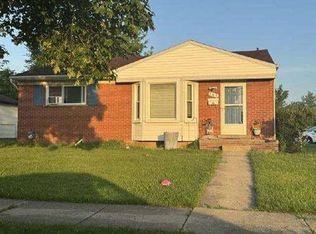 161 Clair St, Garden City, MI 48135