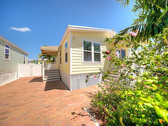 2nd image of 5031 5th Ave Lot 66