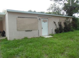 1015 Mayflower Rd, Fort Pierce, FL 34950