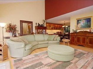 1607 Kalaniuka Way #83, Honolulu, HI 96821