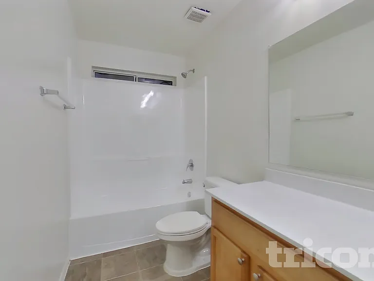 12510 W Scotts Dr — Photo 10