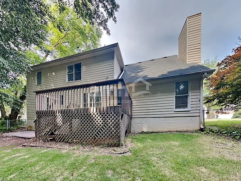581 Thornbush Trce — Photo 21