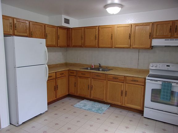 3rd image of 4252 Langley Ct SE