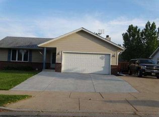 8817 Broadway Dr, Sturtevant, WI 53177