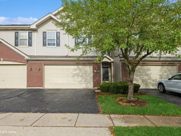 2304 Sandy Creek Dr #2304, Algonquin, IL 60102