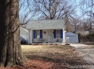 1132 N 2nd St, Springfield, IL 62702