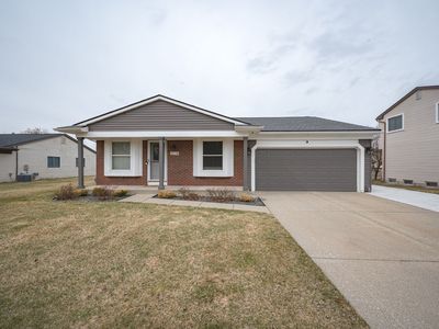 1176 Meadowview Dr, Waterford, MI, 48327