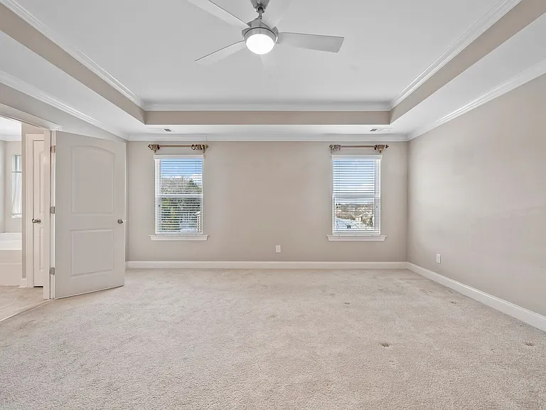 3103 Oxford Dr — Photo 13