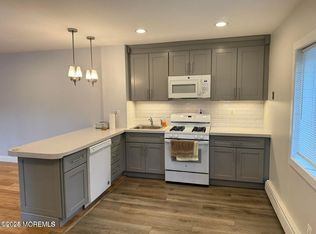 405 Glenn Rd, Jackson, NJ 08527