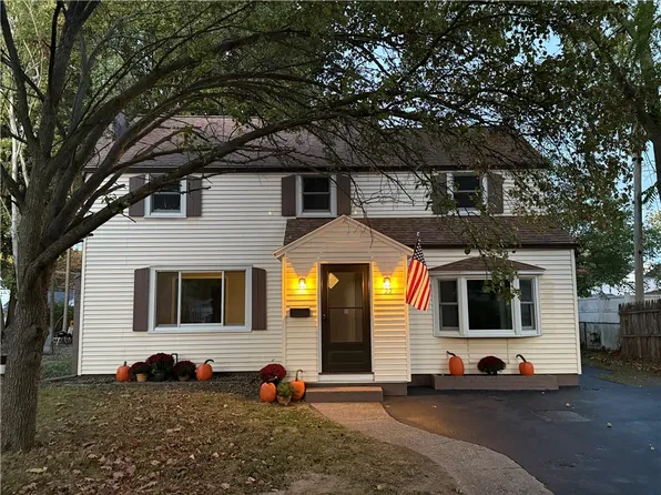 22 Dover Rd, Rochester, NY 14617