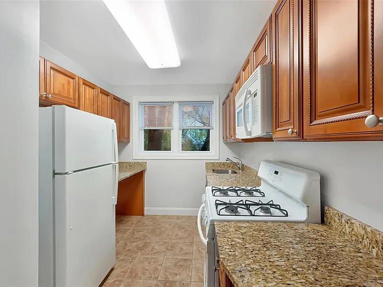 504 Pelham Rd #C3 — Photo 9