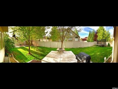 3rd image of 2926 W Rock Creek Dr