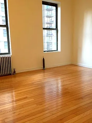 Rented by Keller Williams NYC | media 19