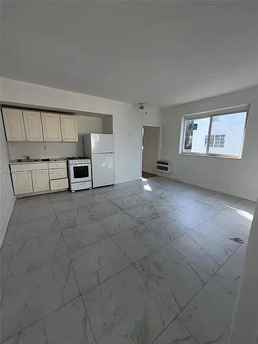 1026 Euclid Ave #10 Photo 1