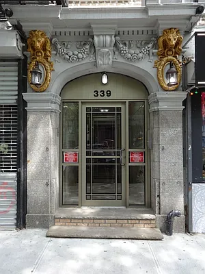 Sold by Grand & Co. | media 28