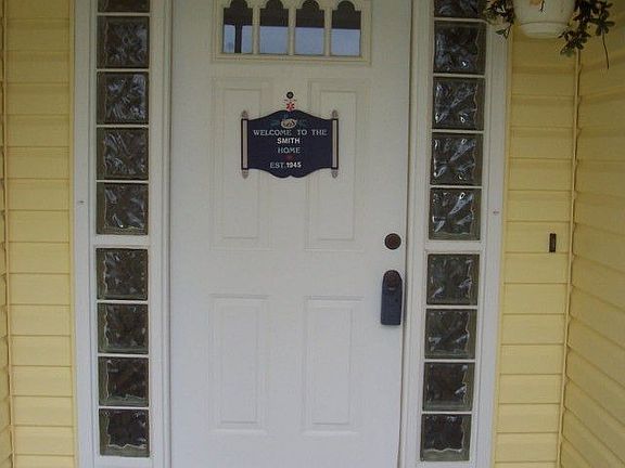 Covered, screened entry