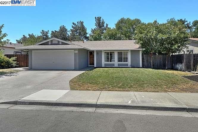 2nd image of 785 Del Norte Dr