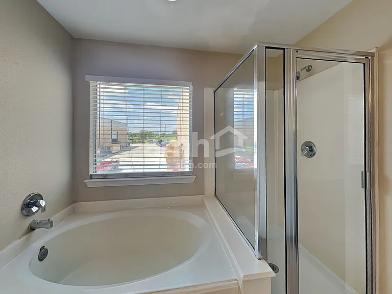 16650 Beckland Ln — Photo 12