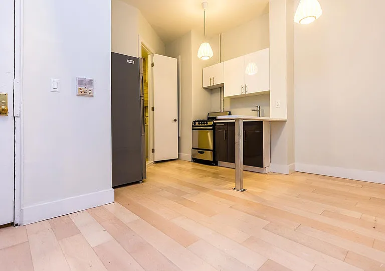 699 Dekalb Ave #7 — Photo 1