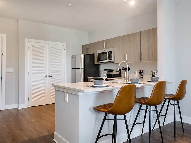 Meridia Brownstones — Photo 1