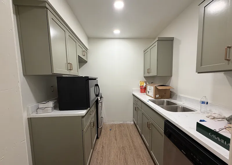 3 bed, 1.5 bath, 1181 sqft, $1,800 — Photo 3