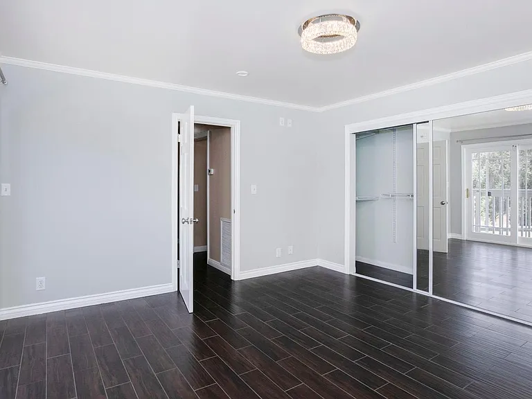 11029 Eldora Ave — Photo 59