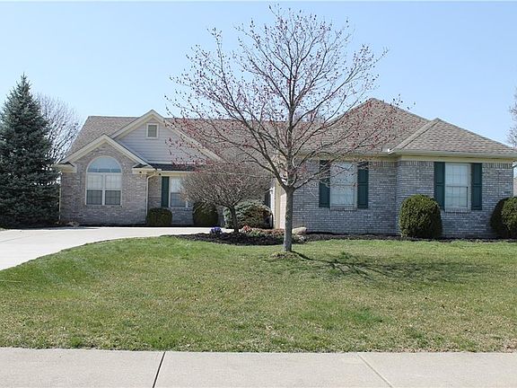2nd image of 2824 Parkwood Dr