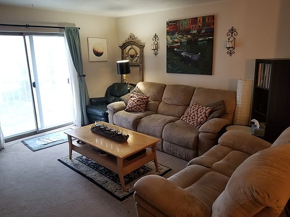 4th image of 25 Greentree Ln APT 46