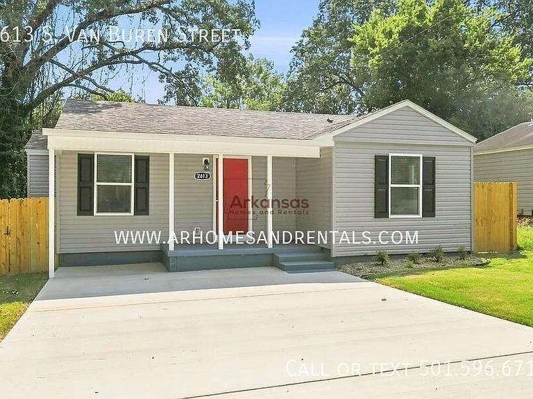 2613 S Van Buren St — Photo 13